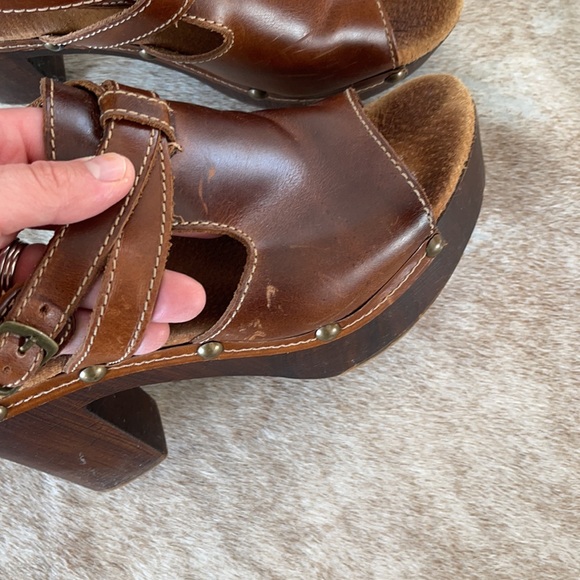 Sbicca Vintage Collection Open Toe Clogs - Picture 6 of 6